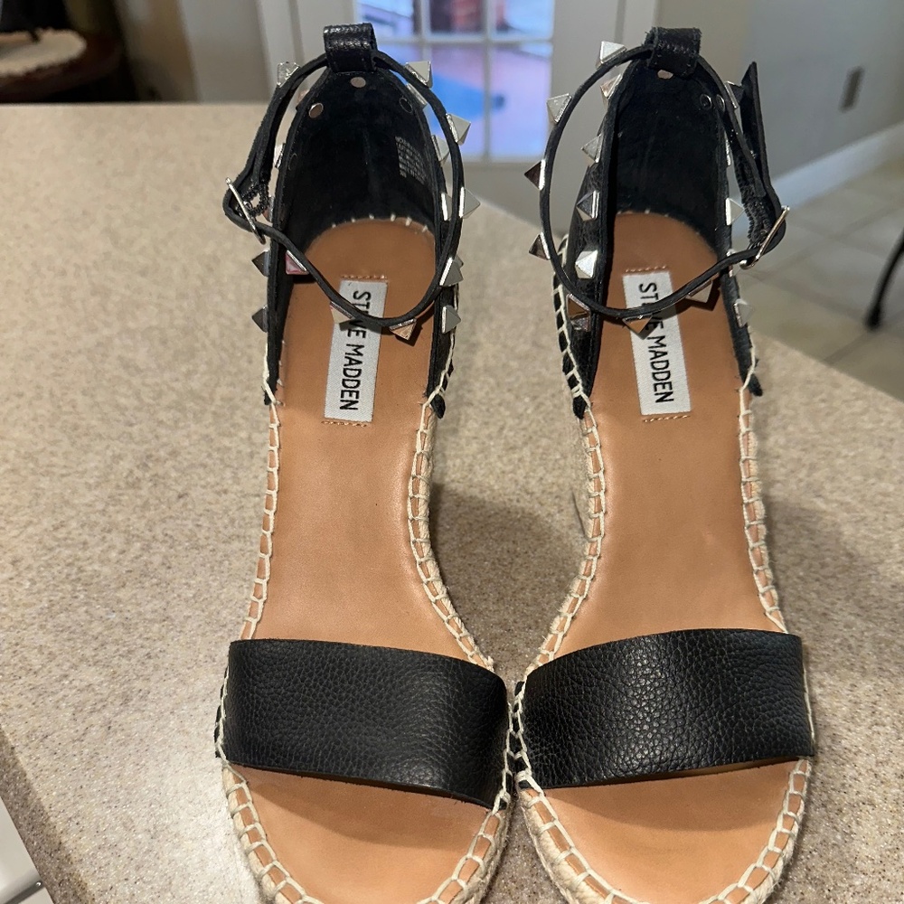 Steve Madden Wedges